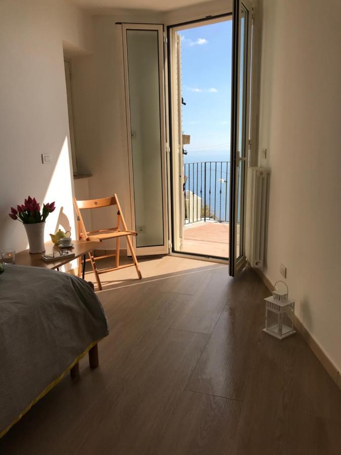 Апартаменти Giorgiada Relax Кастельмола Екстер'єр фото